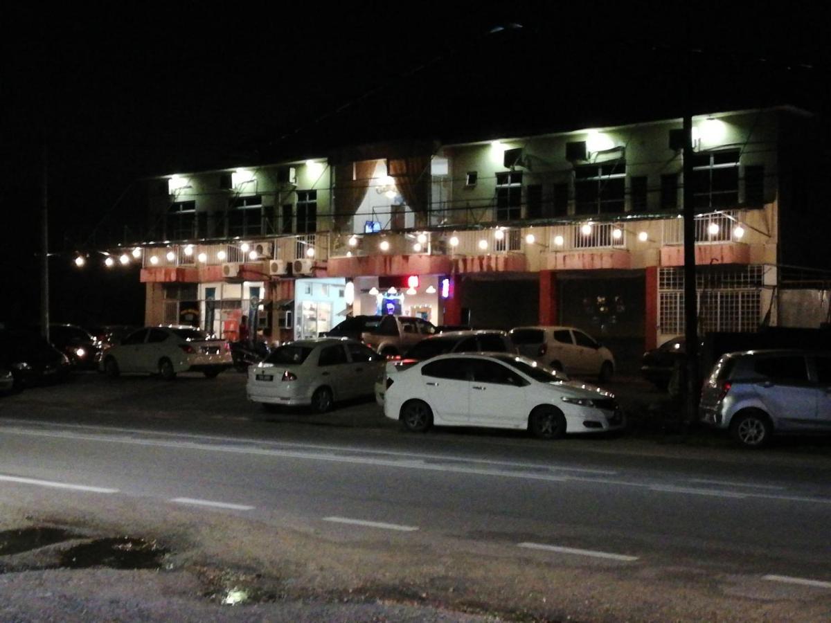 Daisyinn Budget Hotel Kuala Terengganu Kampong Gong Badak Kültér fotó