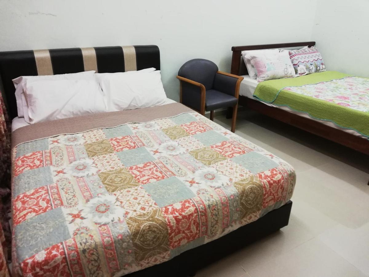 Daisyinn Budget Hotel Kuala Terengganu Kampong Gong Badak Kültér fotó