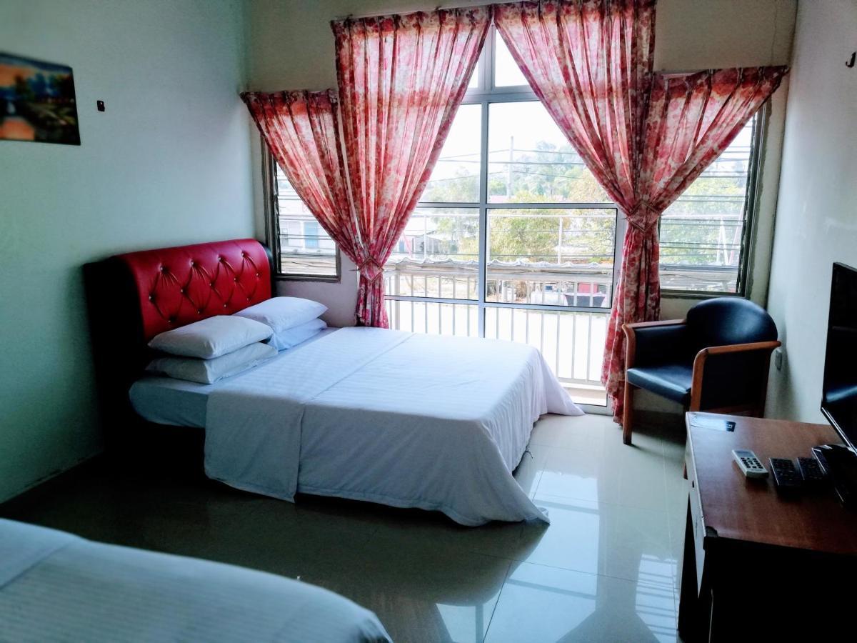 Daisyinn Budget Hotel Kuala Terengganu Kampong Gong Badak Kültér fotó