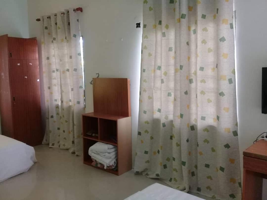 Daisyinn Budget Hotel Kuala Terengganu Kampong Gong Badak Kültér fotó
