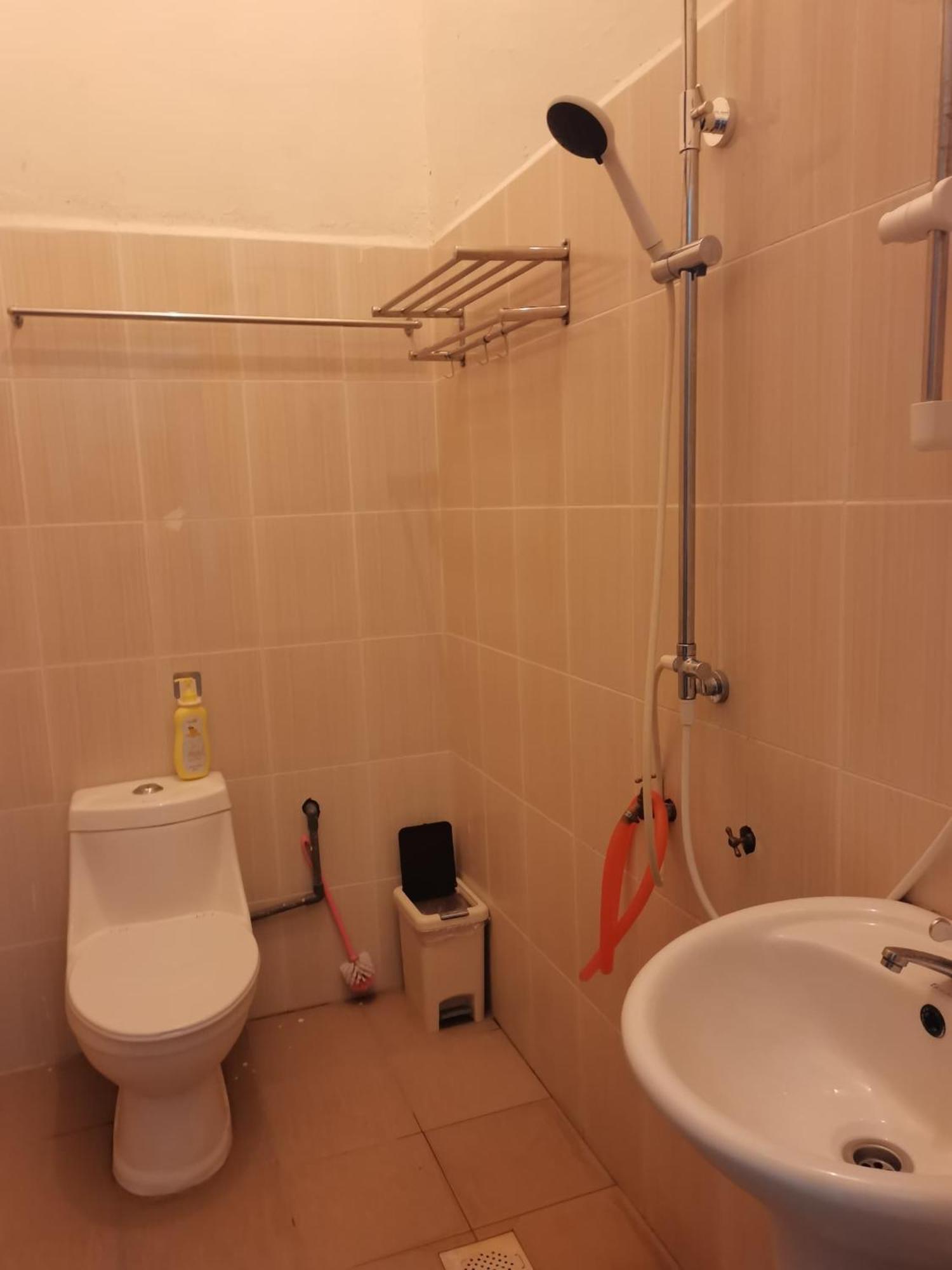 Daisyinn Budget Hotel Kuala Terengganu Kampong Gong Badak Kültér fotó